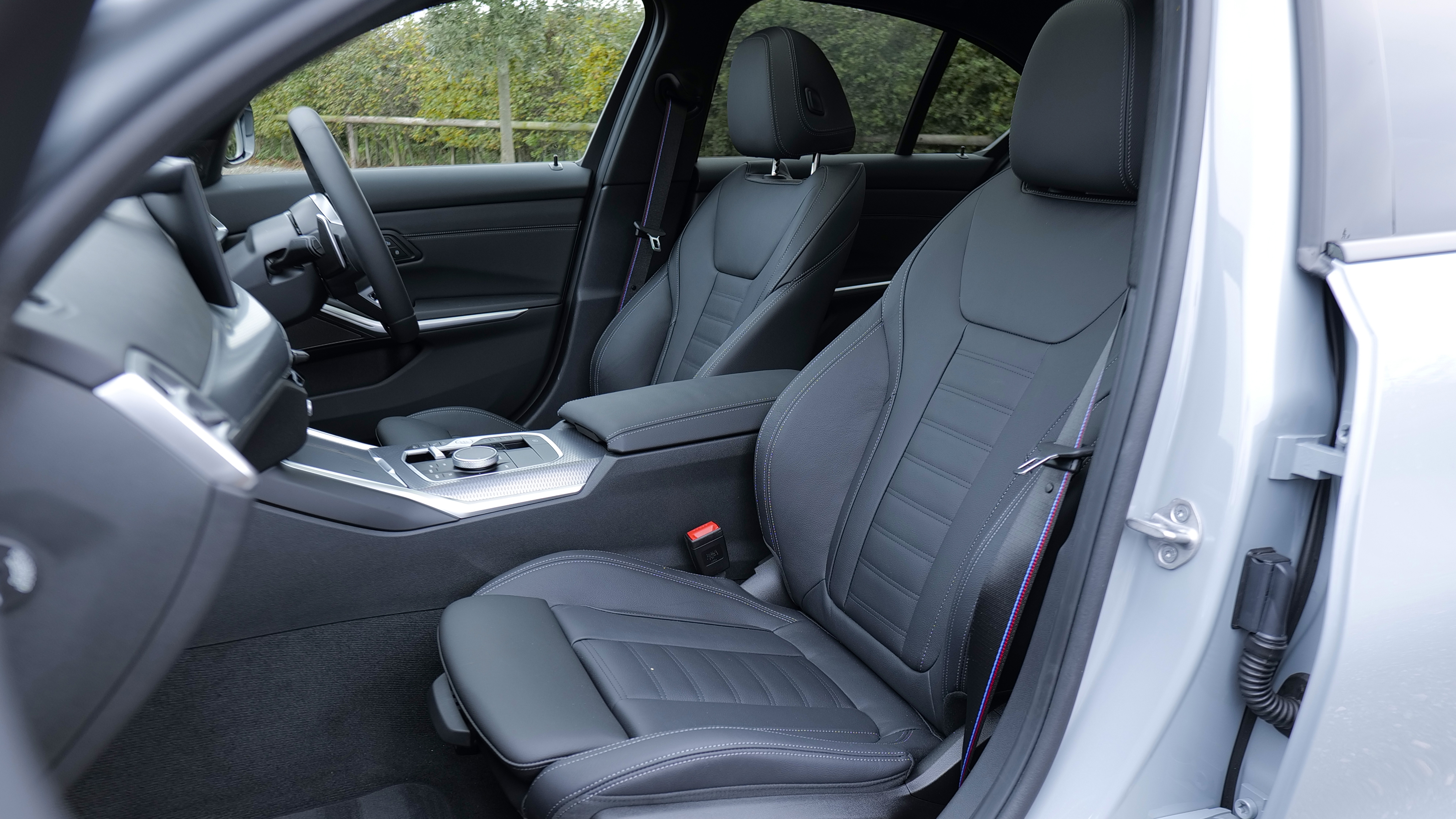 BMW 3 SERIES SALOON M340i xDrive MHT 392 4dr Step Auto [Tech Pack]